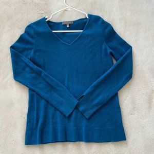 Neiman Marcus Teal Cashmere Sweater